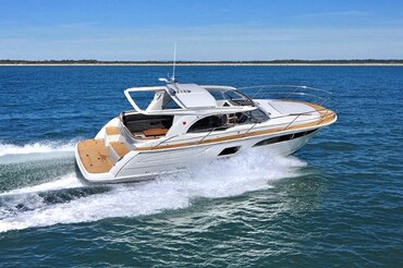 Motor boat Marex 36 Cabriolet Cruiser - Charter Split