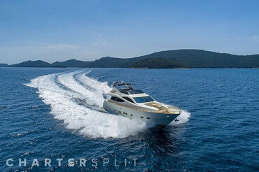 Motor yacht Evo Marine 760 - Charter Split