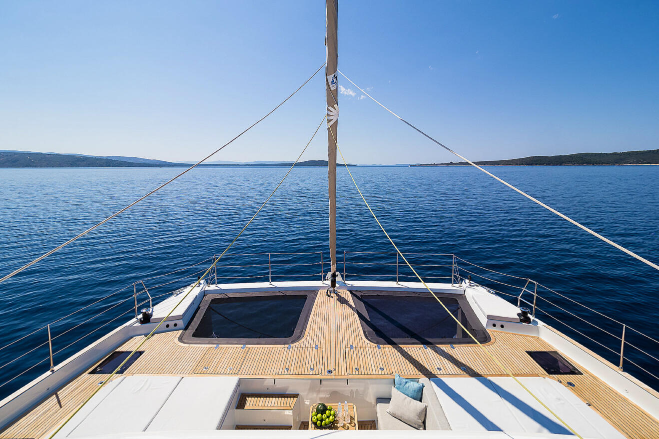 Sunreef 60 06.jpg
