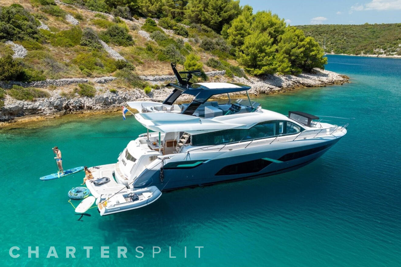 Sunseeker Manhattan 68 02.jpg
