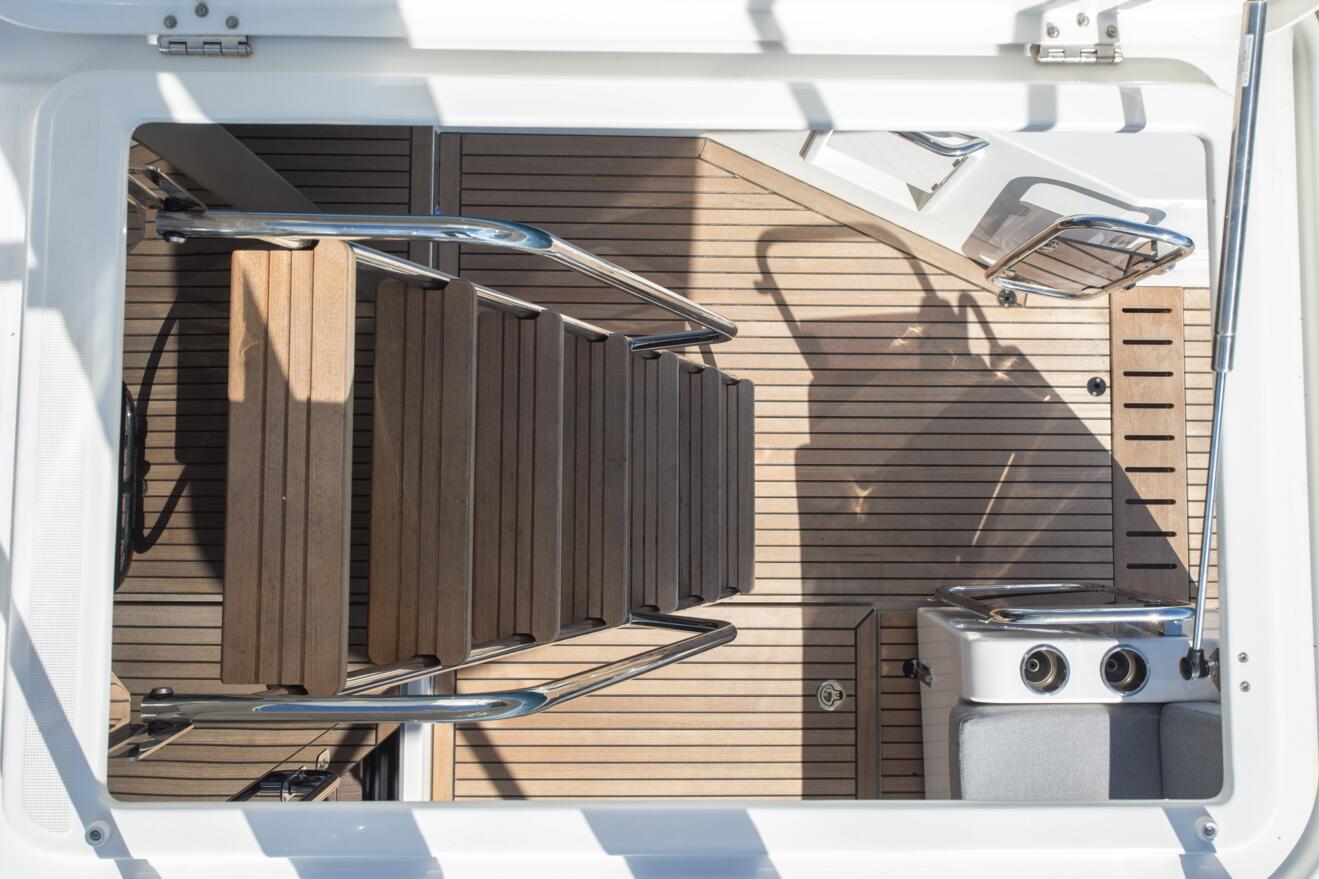 Beneteau Swift Trawler 41 08.jpg