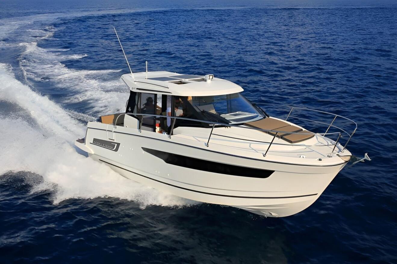 Quick guide to yacht charter in Croatia - Motor boat charter in Croatia