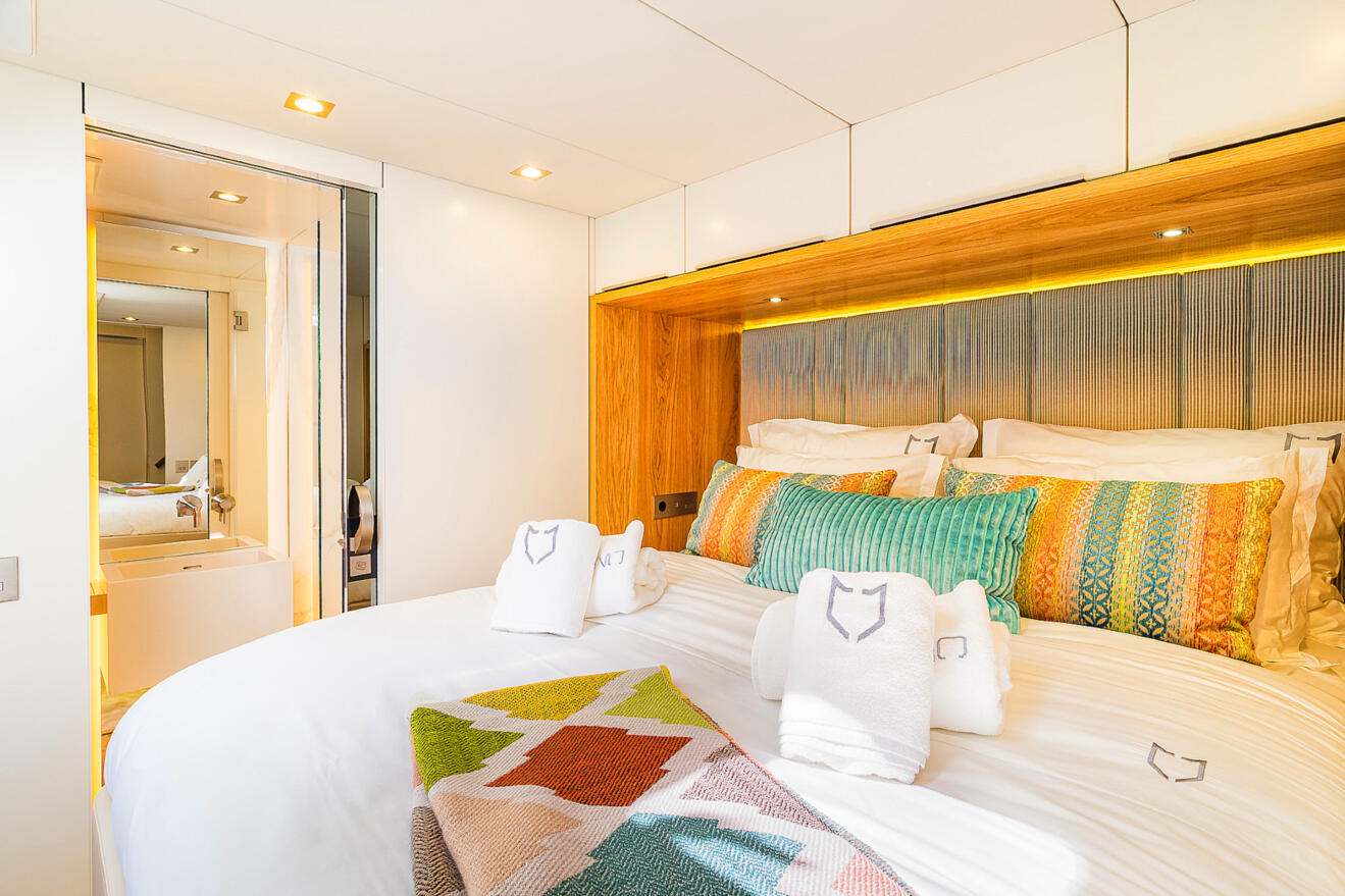 Sunreef 60 18.jpg