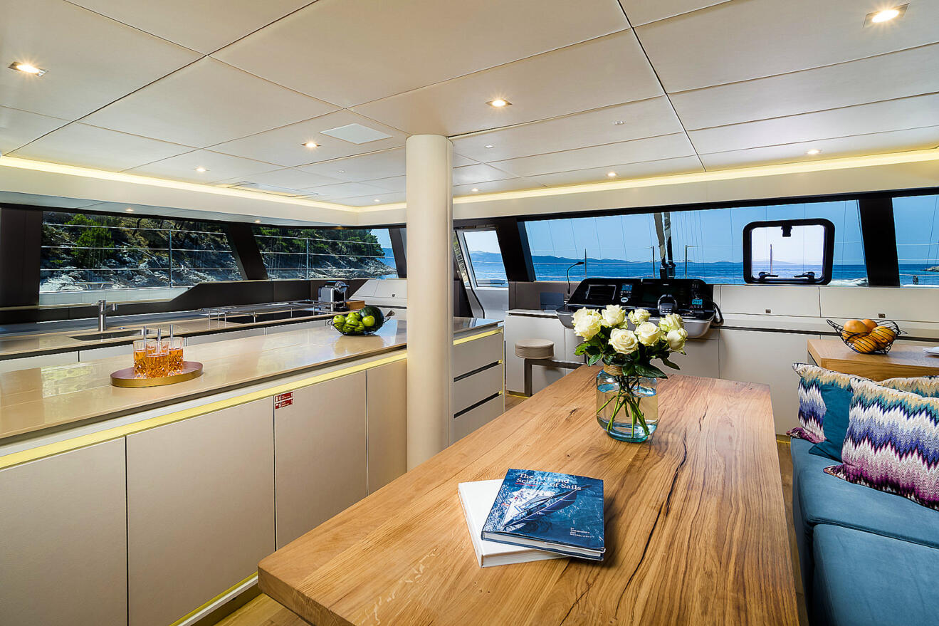 Sunreef 60 11.jpg