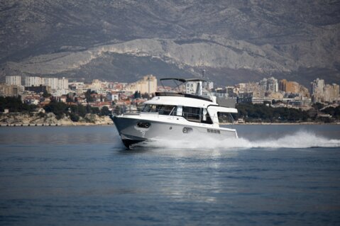 Motor boat Beneteau Swift Trawler 41 available for charter from Split, Croatia