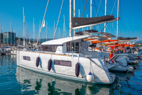 Katamaran Lagoon 40 dostupan za najam iz Splita, Hrvatske